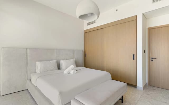 Elegant One-bedroom in Dubai Hills for 4 Persons - photo 2