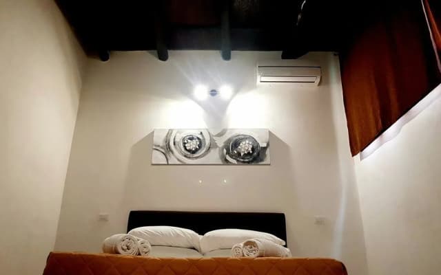 Rome Apartments - photo 5