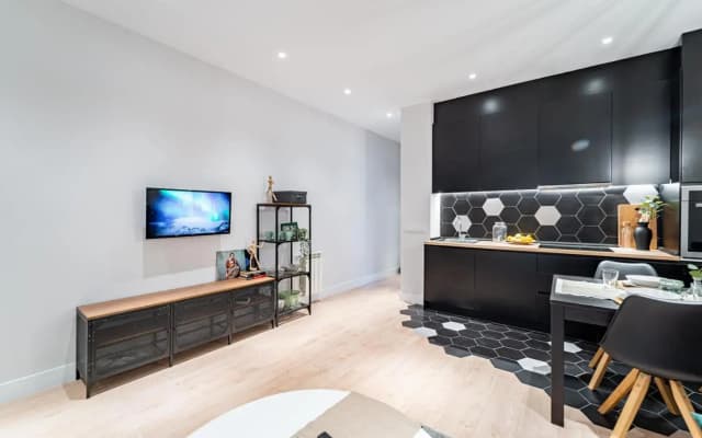 EdSam Madrid Apartments Black - photo 2