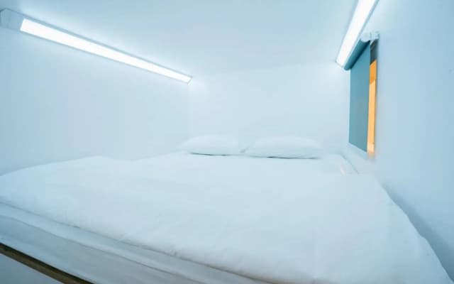 Bobobox Pods ITC Kuningan - photo 4