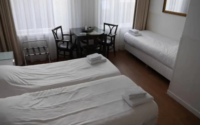 Hotel Prinsenhof Amsterdam - photo 2