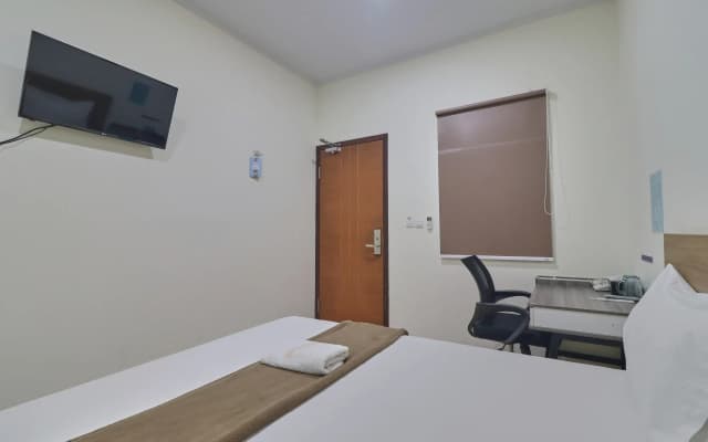 Aranis Hotel - photo 3