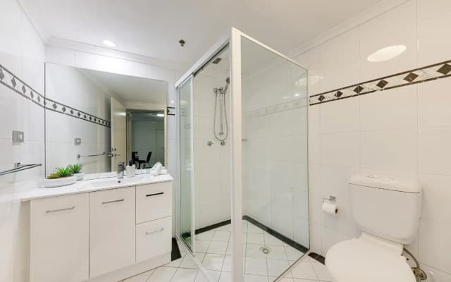 KOZYGURU Sydney CBD Best Location 1 Bed APT NHA317-502A - photo 5