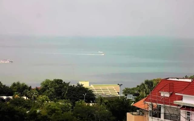 The Cliff Pratumnak - Sea View Studio - Sleeps 2 - photo 4