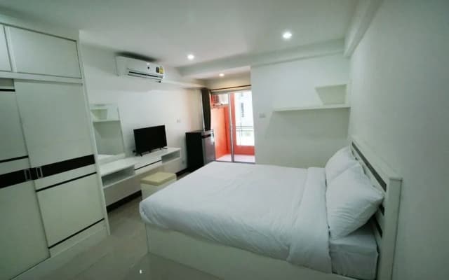 Toptel Ratchada 5 Apartment - photo 5