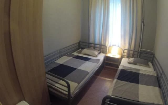 Mandarin Hostel - photo 3