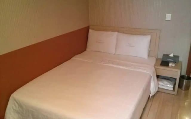 Richmond Hotel - photo 2