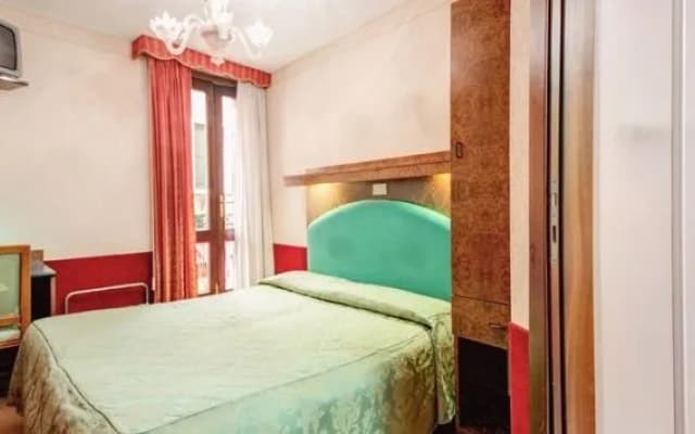 Hotel Moderno - photo 2