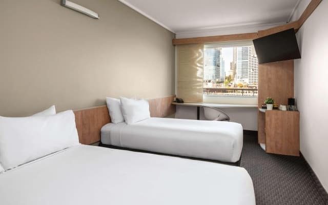ibis Sydney Darling Harbour - photo 3
