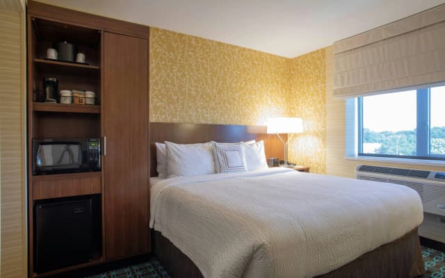 Fairfield Inn & Suites New York Queens/Fresh Meadows - photo 3