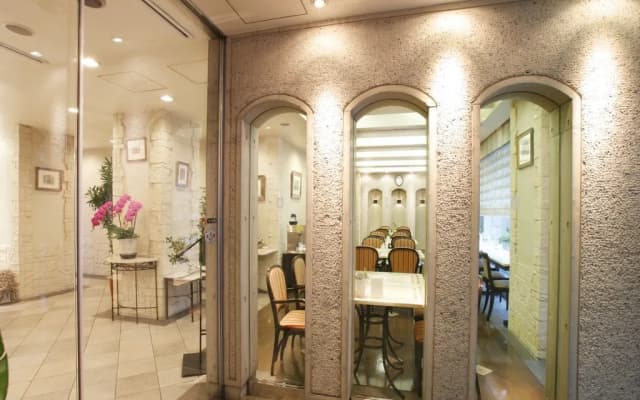 Hotel Sunroute Patio Omori - photo 2