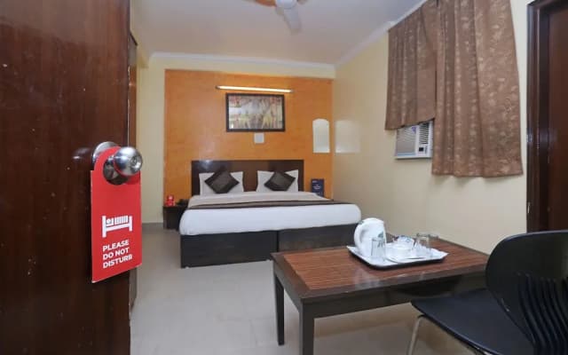 OYO 10048 Hotel Aditya Inn - photo 4