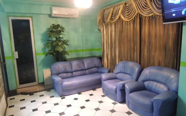 Off Day Inn Hotel - photo 2