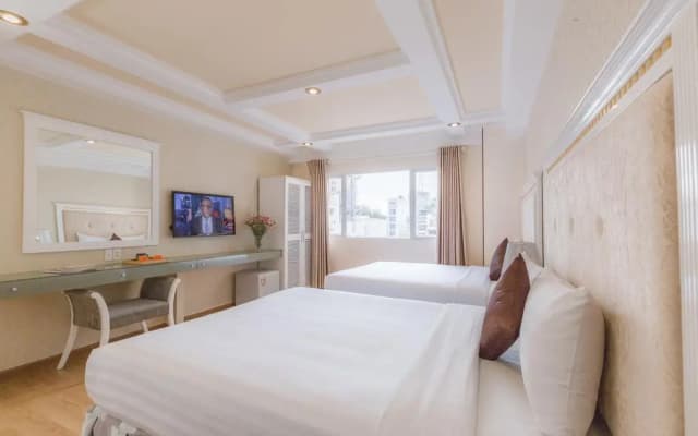 Dyn Opera Hotel - photo 5