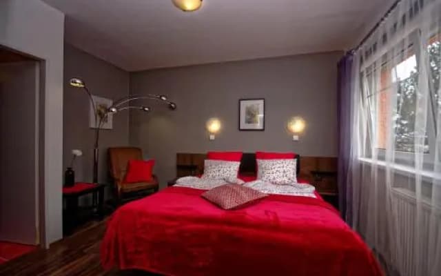 Cozy Gardens Apartments in Prague - photo 4