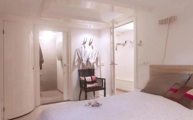 Cozy Canal Studio - photo 3
