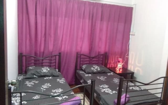 Purpleberry Inn - photo 5