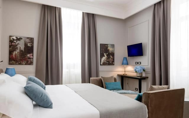 La Ville Art Noveau Hotel - photo 3