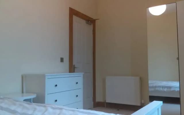 Central 3 double bed apartment - photo 3