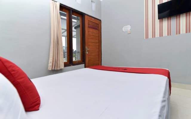 RedDoorz near Teuku Umar Barat Denpasar - photo 4