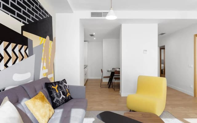 Home Art Apartments - photo 5