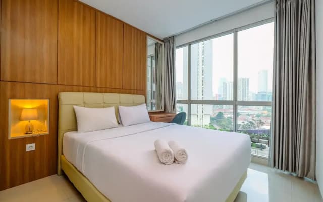 Best Homey And Nice 1Br At Ciputra World 2 Apartment - photo 3