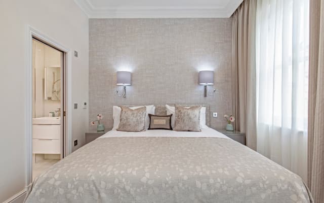 Chesham Court - photo 3