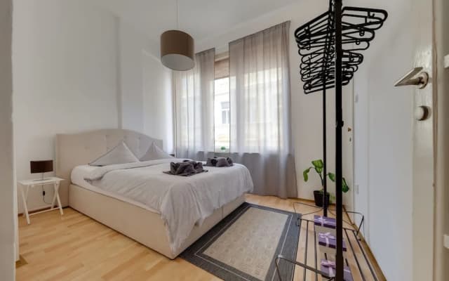 Prague city center apartment - photo 2