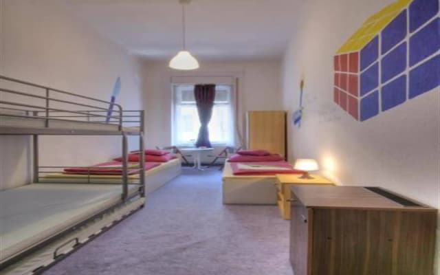 Opera Guesthouse & apartments - photo 5