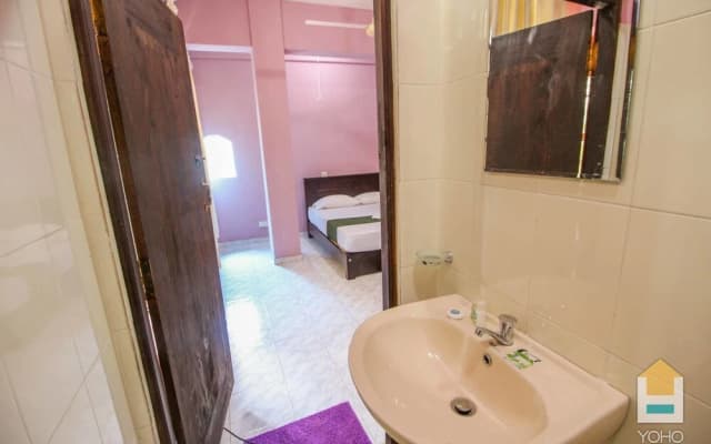 Yoho Bro Hotel - photo 3