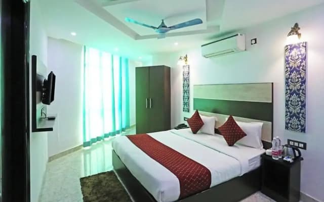 Hotel Silky Palace By GRB - photo 3