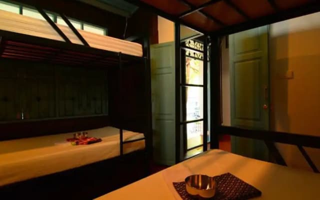 La Moon Hostel - photo 3