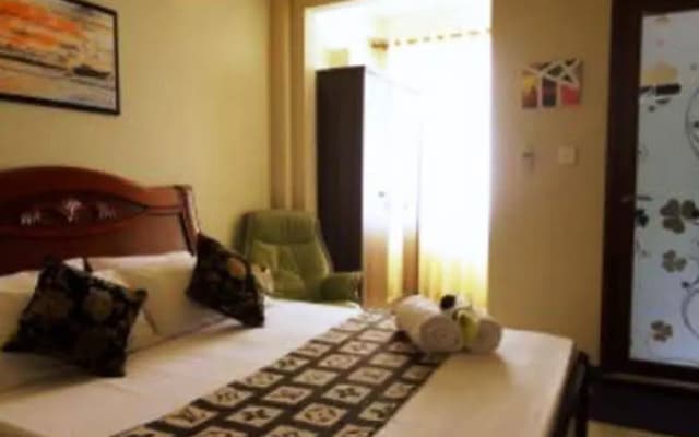 Transit Inn - photo 2