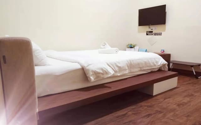 Tripod Hotel - Hostel - photo 2