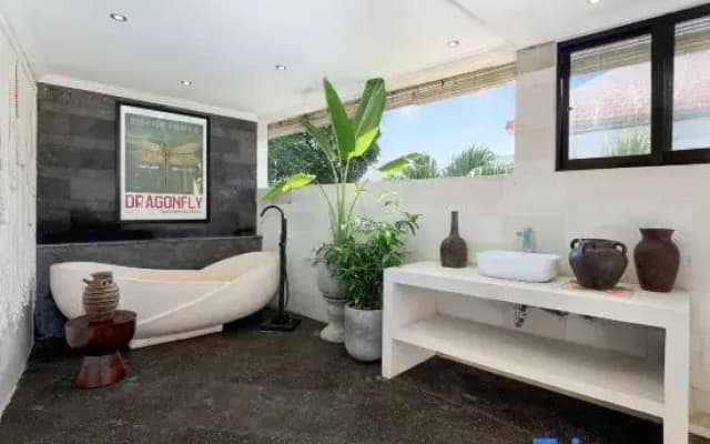 Private 1BR Designer Villa Central Canggu extra Office Room - photo 3