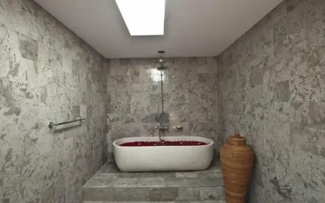 Villa Amira Legian - photo 3