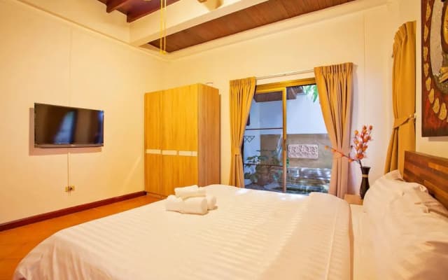 Unique Thai Style 4BR Pool Villa Nikkie - photo 3