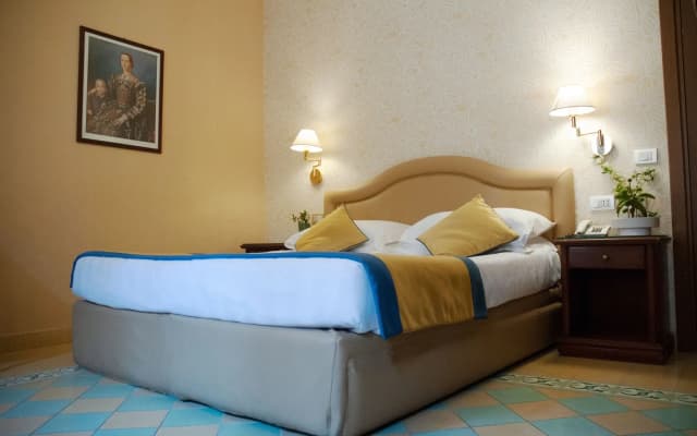 Hotel Piazza Di Spagna - photo 3