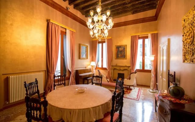 Fortuny3967 Suites & Wine - photo 4