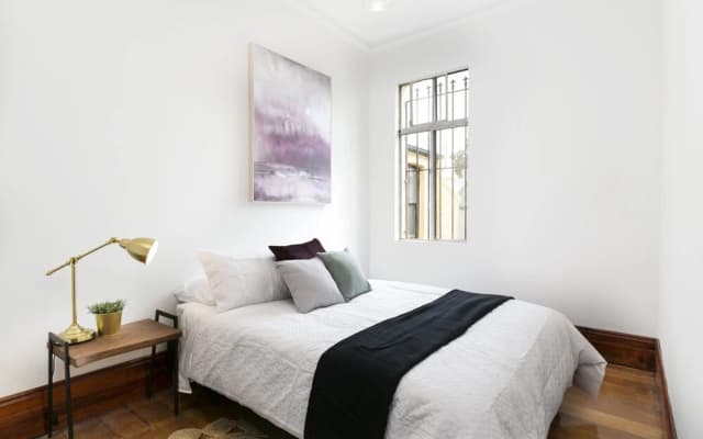 Spacious 3 Bedroom Minutes To CBD - photo 3