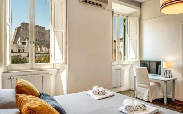 Colosseo view Suite - photo 4