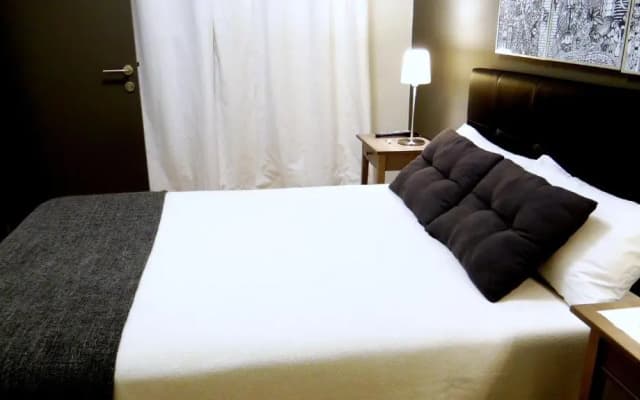 Hostal El Ninot - photo 3