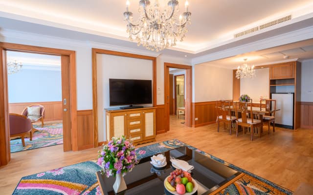Empress Premier Hotel - photo 5