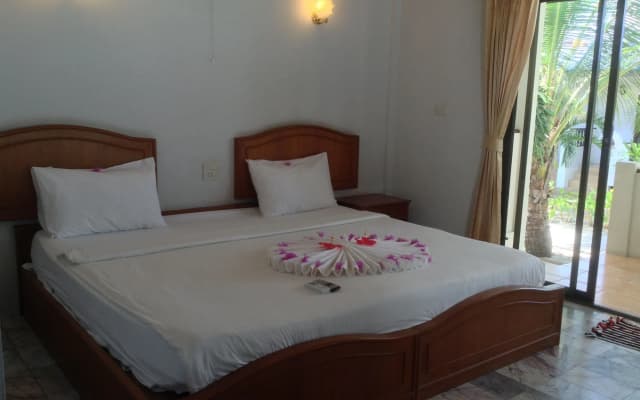 Marina Beach Resort - photo 3
