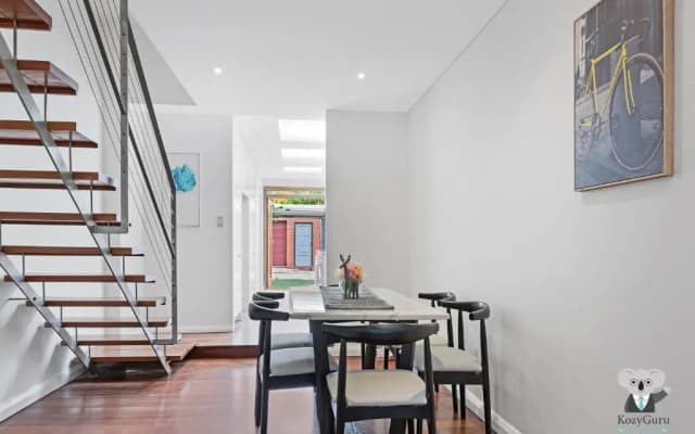 KOZYGURU Redfern Lovely 2 Bedroom Terrace 1x FREE Parking NRE005 - photo 5