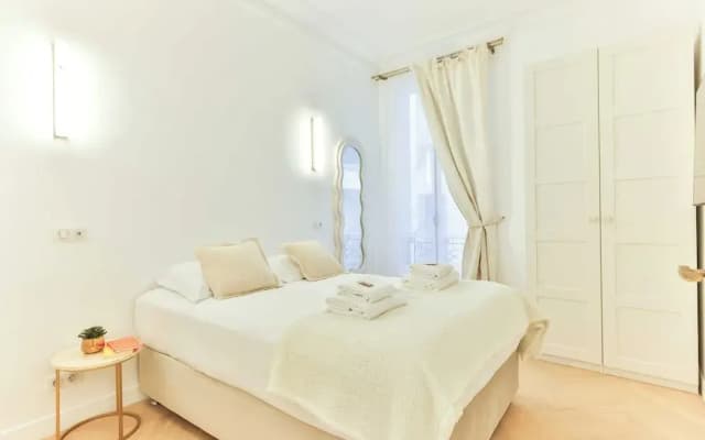 Authentic Apartment - 2br/6p - Bois de Boulogne - photo 4