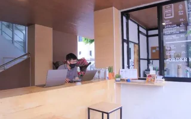 Racha Caftel - 7 House - photo 5