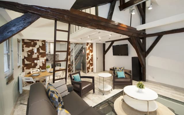 Pick A Flats Marais Meslay Apartment - photo 3