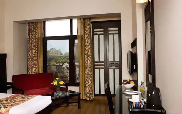Broadway An Alivaa Collection Hotel - photo 4