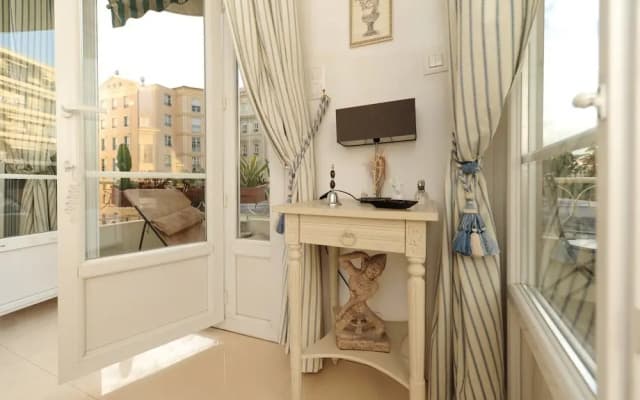 Appartement Flora - 5 Stars Holiday House - photo 2